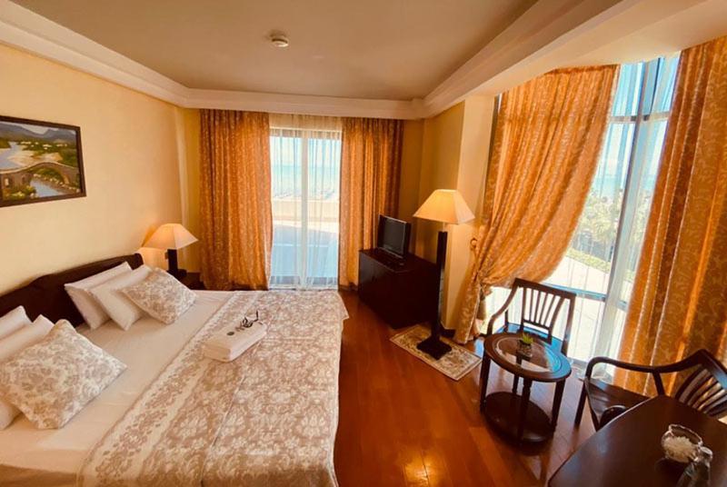 Vela Hotel Restaurant Golem  Ngoại thất bức ảnh